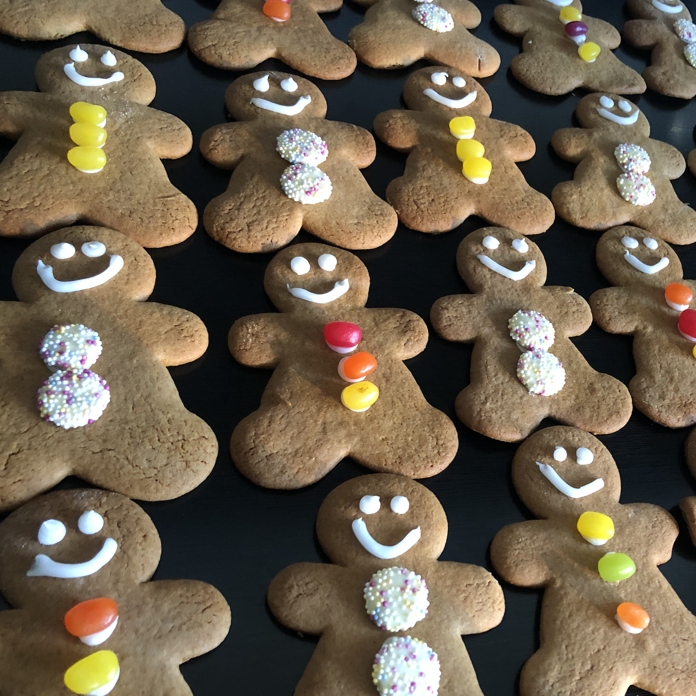  gingerbread people